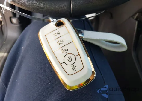 2022 Ford Explorer Xlt z USA, uszkodzony, nr VIN 1FMSK7DH8NGC51189